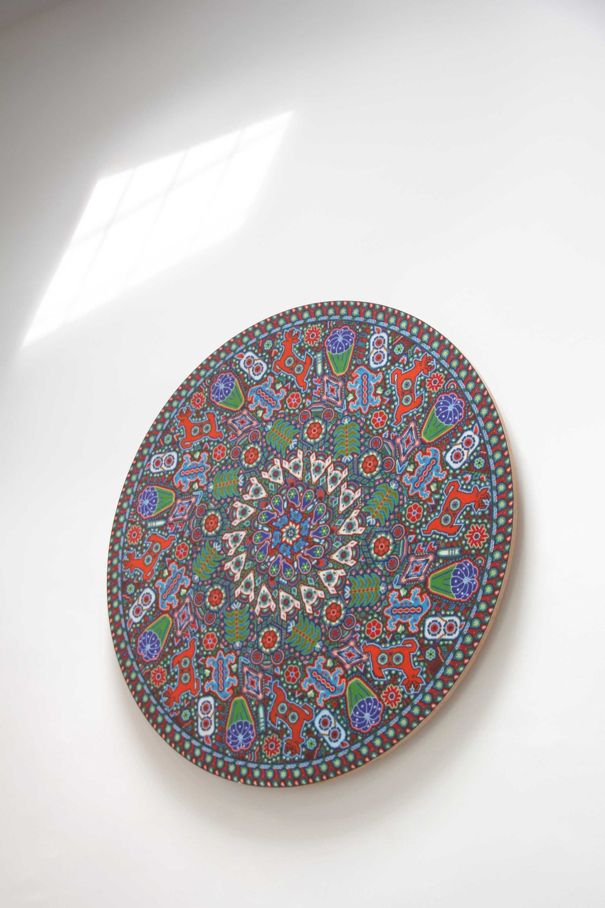 Nierika de Chaquira Círculo Huichol - Hikuri - 120 cm.