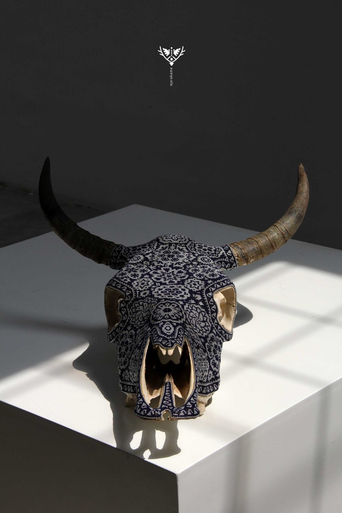 Cráneo de vaca Arte Huichol - Jícuri - Arte Huichol - Marakame