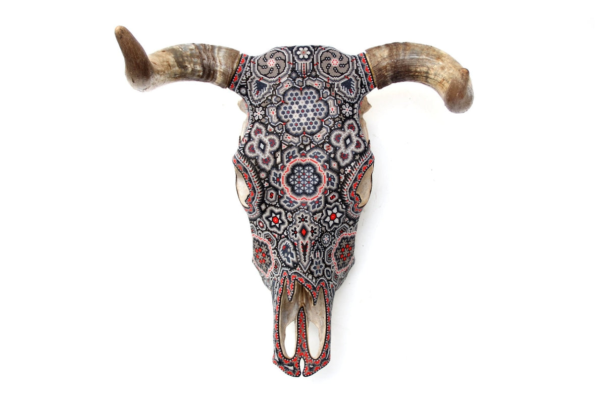 Cráneo de vaca Arte Huichol - Pariya - Arte Huichol - Marakame