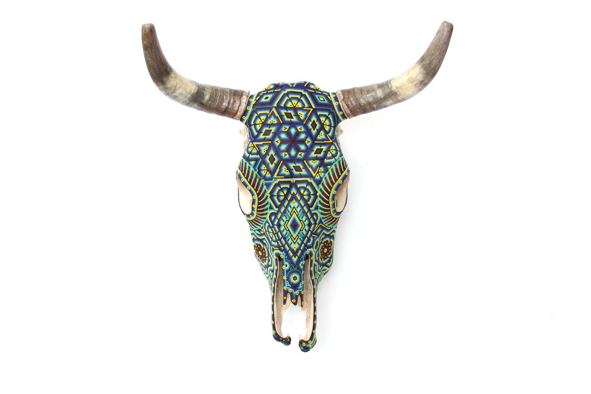 Cráneo de vaca Arte Huichol - Tatéi Hikuri - Arte Huichol - Marakame