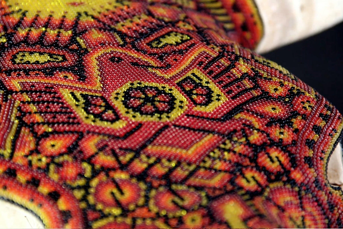 Cráneo de vaca Arte Huichol - Wexikia - Arte Huichol - Marakame