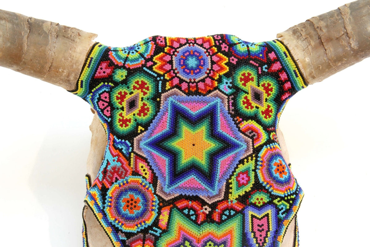 Cráneo de vaca Arte Huichol - Xurawe temai - Arte Huichol - Marakame